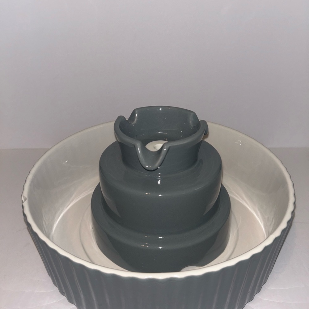 Gray and White Ceramic Pet Fountain